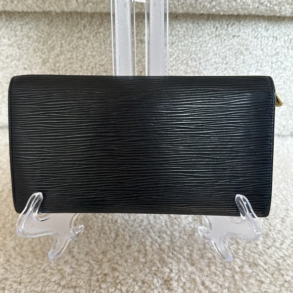 Vintage LV Black EPI Wallet - Picture 3 of 17